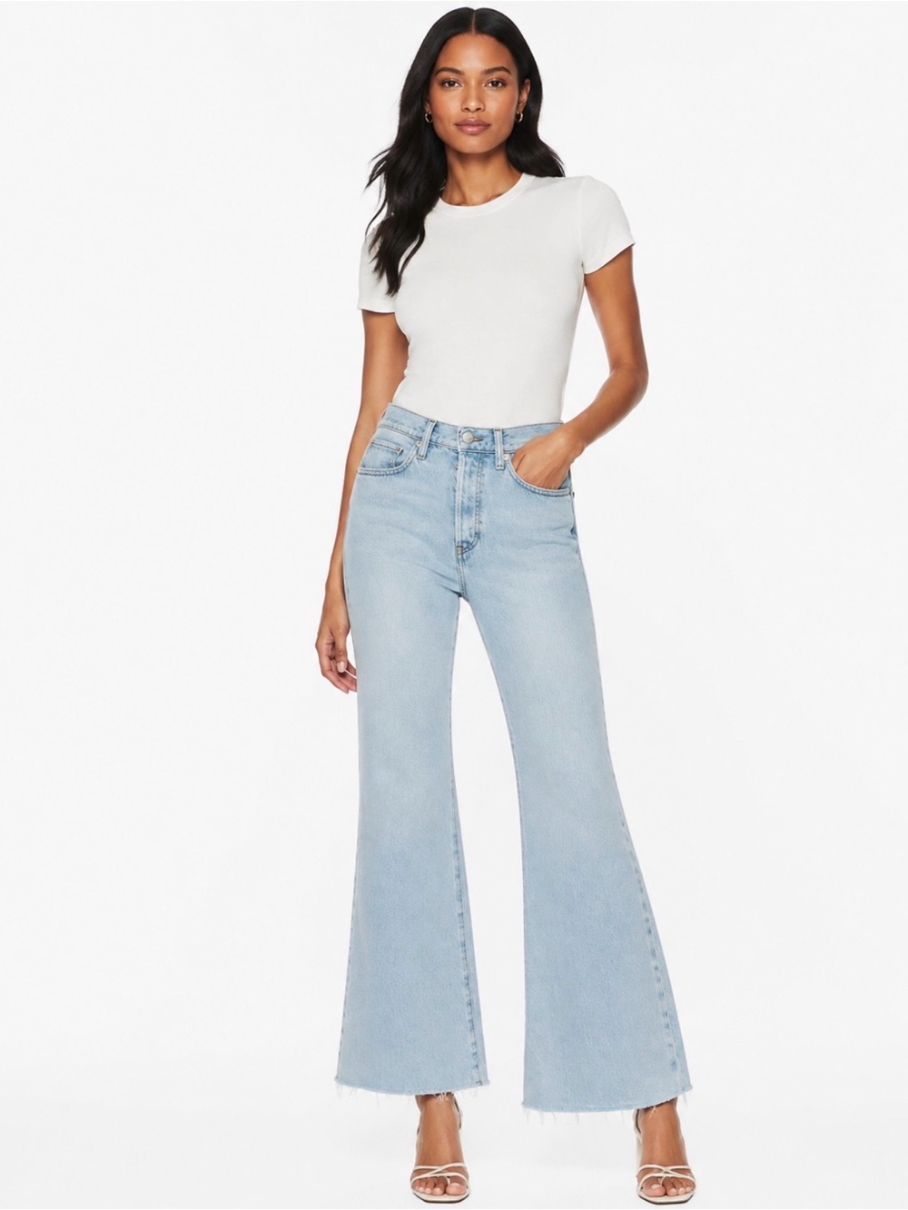 FRAME The Lax Mid Rise Waist Light Blue Relaxed Flare Jeans